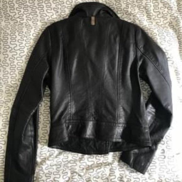 Like new Mackage Aritzia exclusive leather jacket - Picture 8 of 12